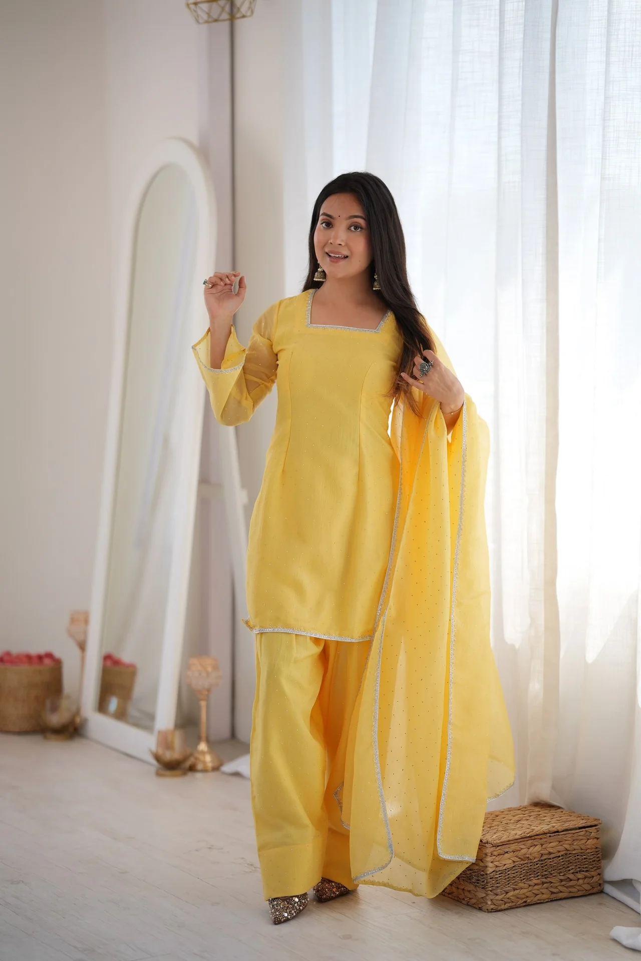 Special Farshi Salwar Suit Set in Yellow — photo 3 of 8
