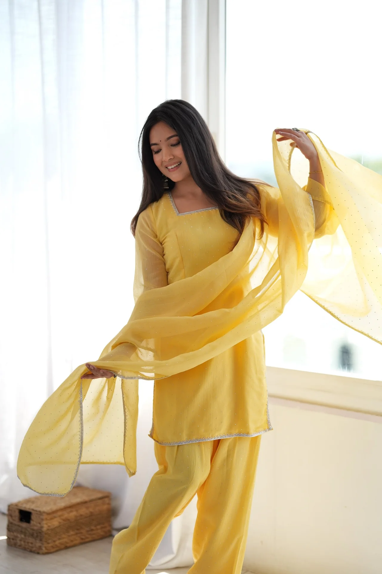 Special Farshi Salwar Suit Set in Yellow — photo 7 of 8