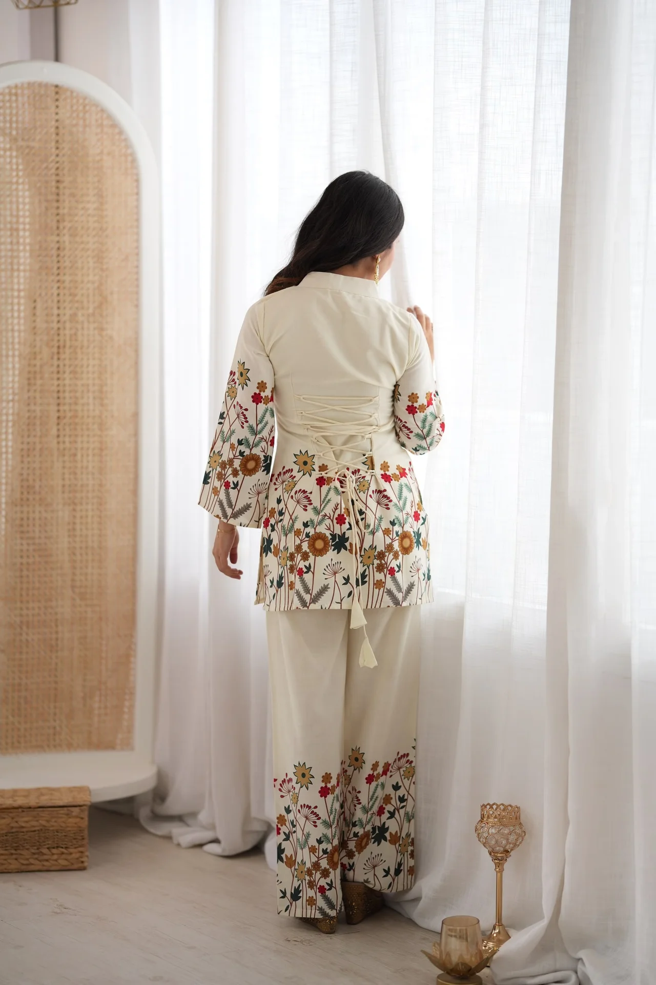 Magic Slub Cotton Floral Print Co-ord Set in Off White — photo 4 of 9