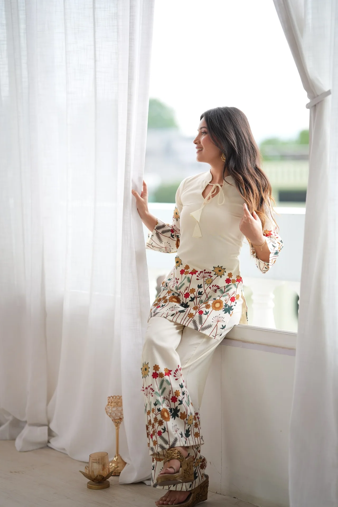 Magic Slub Cotton Floral Print Co-ord Set in Off White — photo 9 of 9