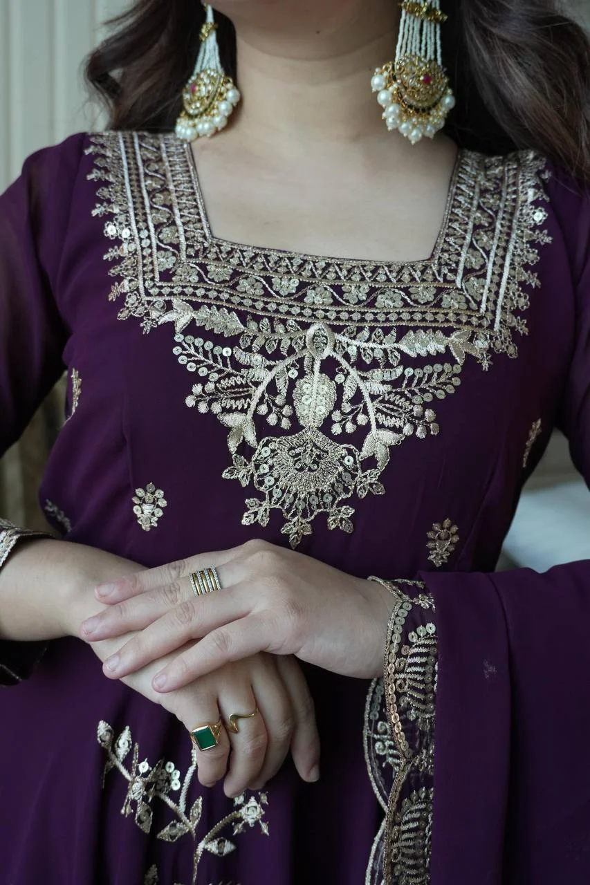 Fox Georgette Kurti Pant Dupatta Set for Women in Purple — photo 5 of 5