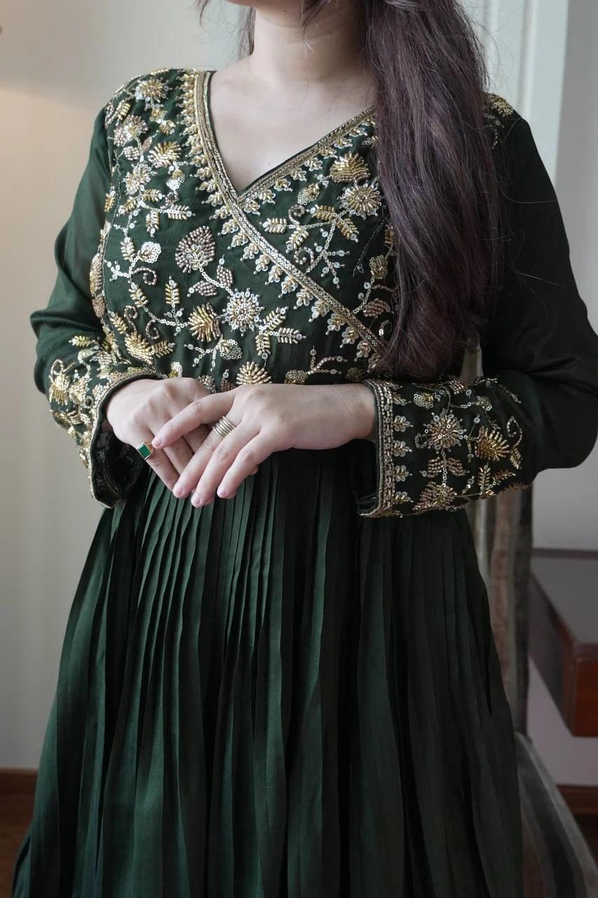 Blooming Vichitra Floor-Length Gown with Dupatta in Green — photo 10 of 10