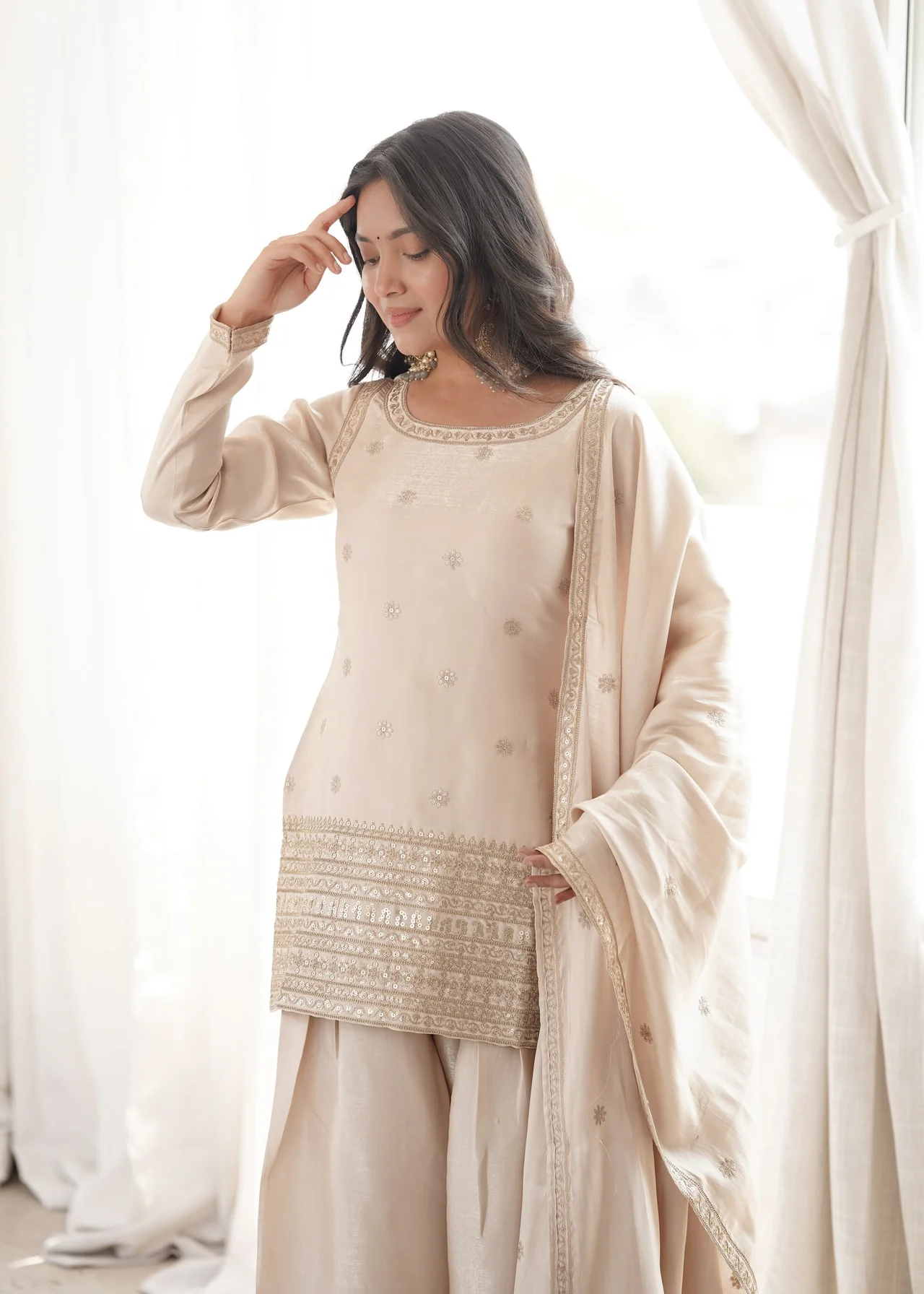 Premium Glass Roman Silk Kurta Set with Farshi Shalwar & Dupatta in Off White — photo 8 of 8