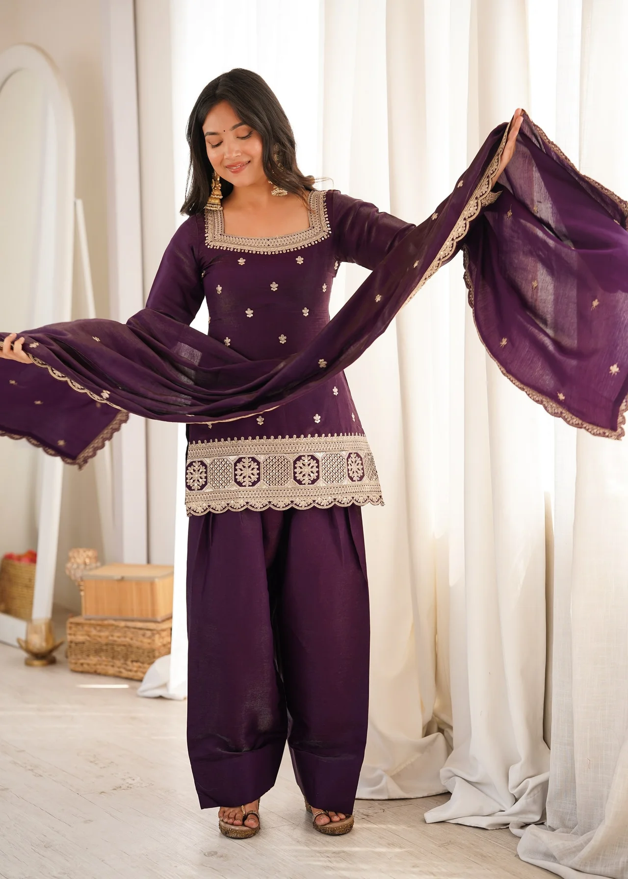 Glass Roman Silk Embroidered Kurta Set with Farshi Shalwar & Dupatta in Purple — photo 3 of 8
