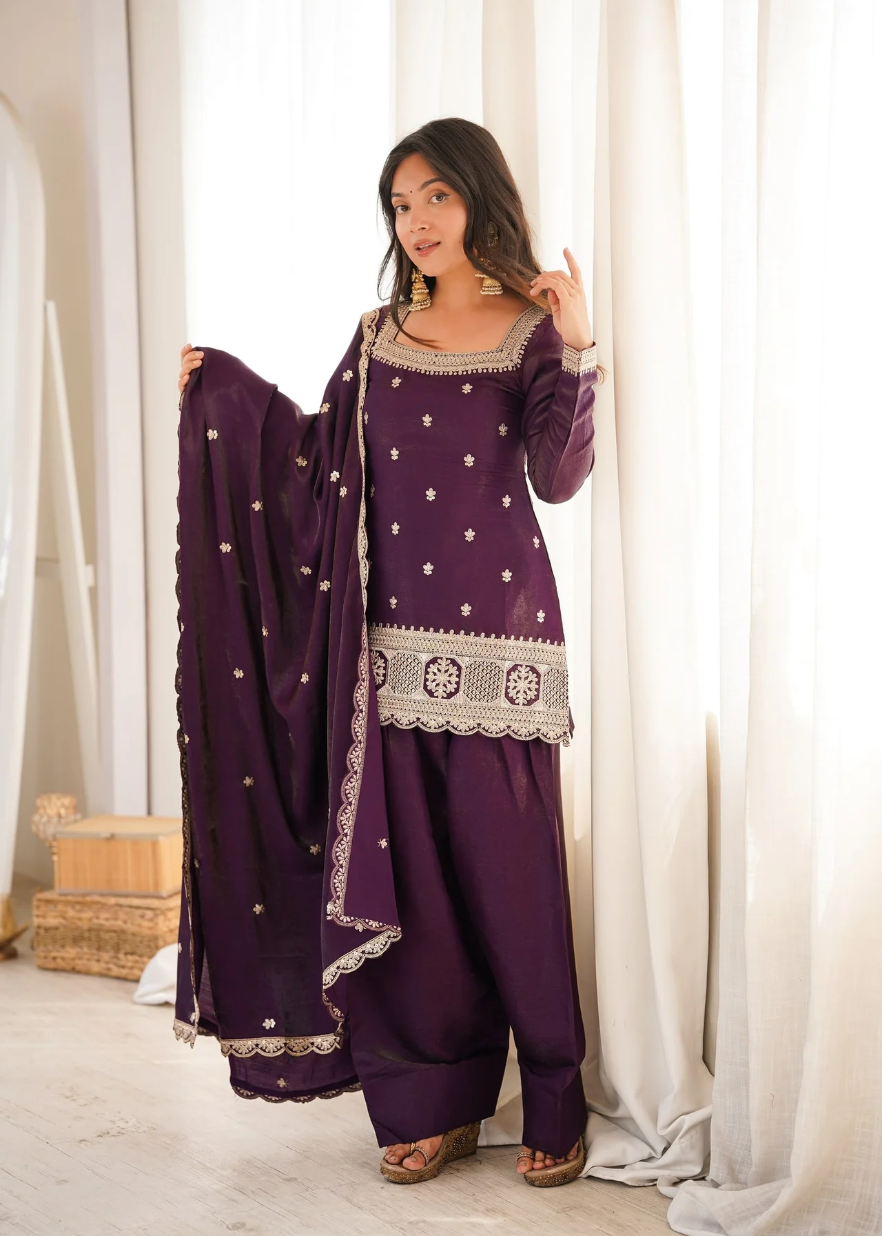 Glass Roman Silk Embroidered Kurta Set with Farshi Shalwar & Dupatta in Purple — photo 7 of 8