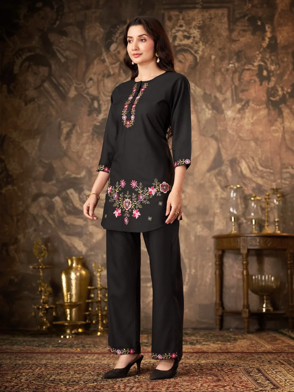 Women's Heavy Rayon Co-Ord Set with Multi Embroidery Thread & Hand Work in Black — photo 5 of 8