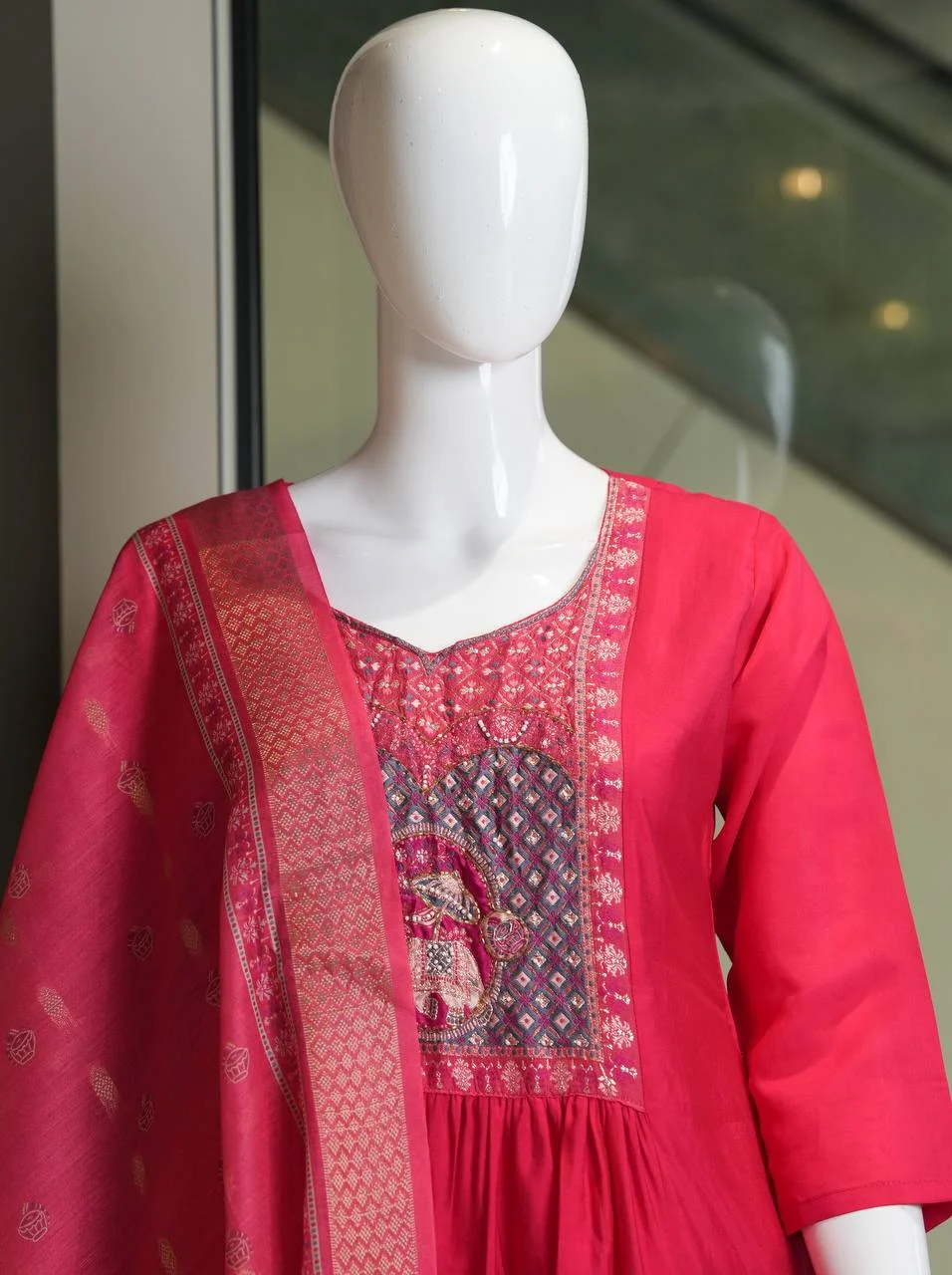 Roman Silk A-Line Kurta Set with Palazzo in Rani Pink — photo 7 of 7