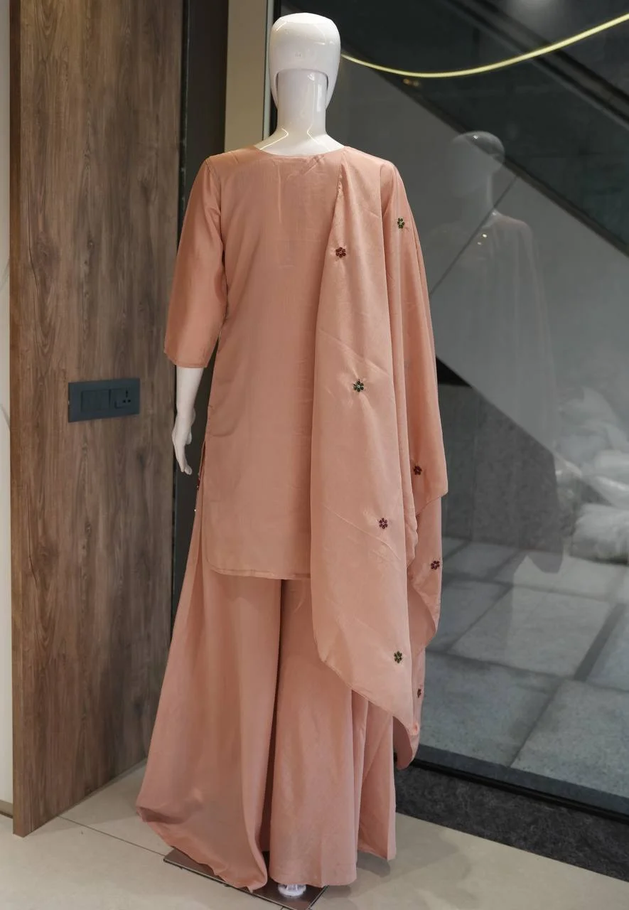 Chinon Embroidered Kurta Set with Palazzo in Peach — photo 6 of 6