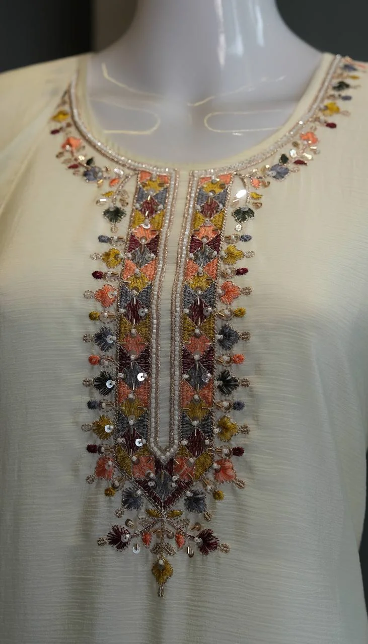 Sleeveless Chinon Kurta Set with Palazzo in Cream — photo 6 of 6