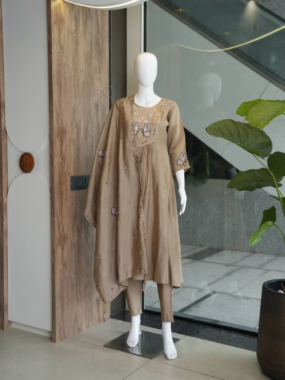 Silk Butterfly Yoke Kurta Set with Palazzo in Taupe — photo 4 of 6
