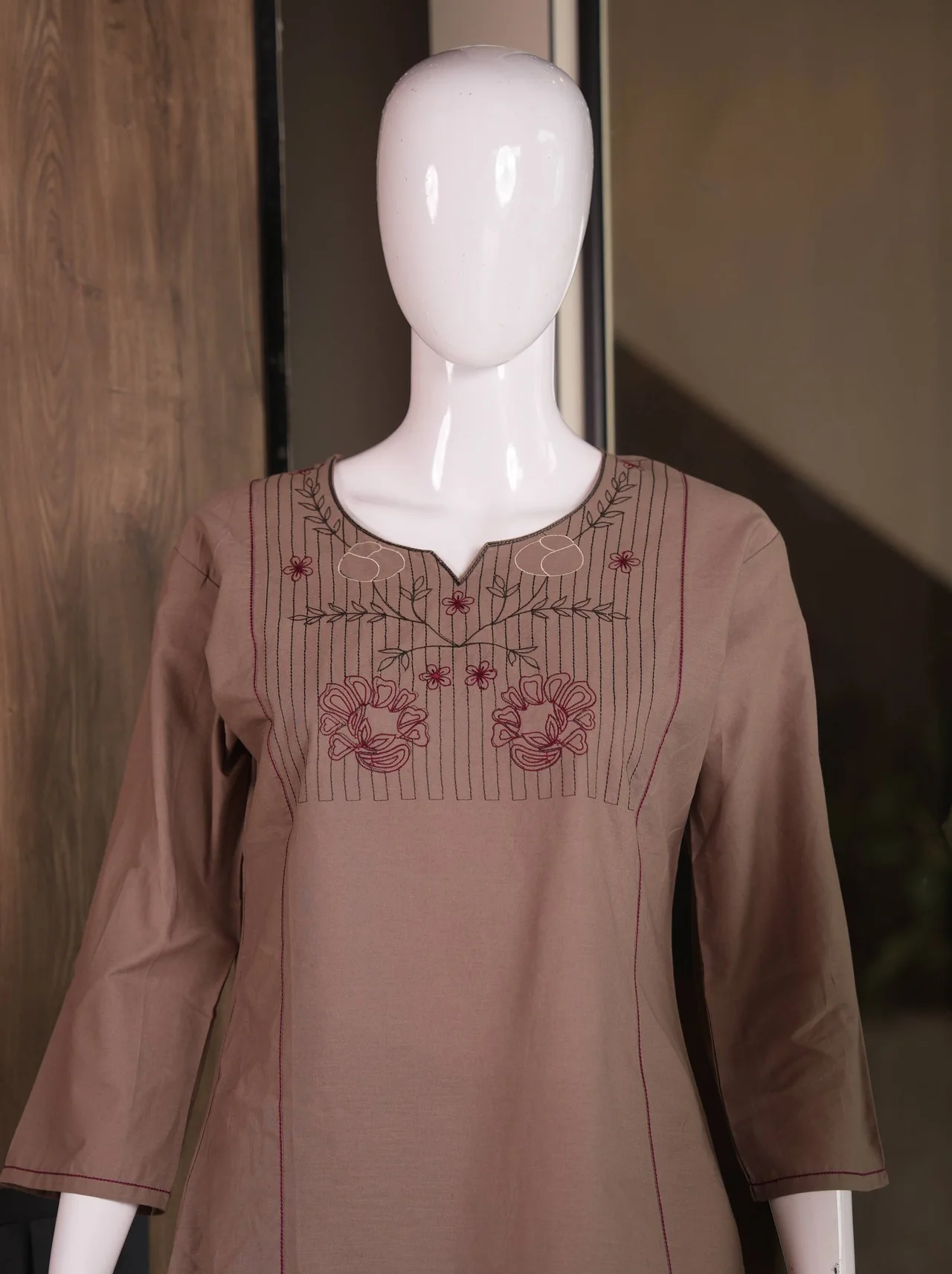 Cotton Pintuck A-Line Kurta Set with Palazzo in Mauve — photo 4 of 6
