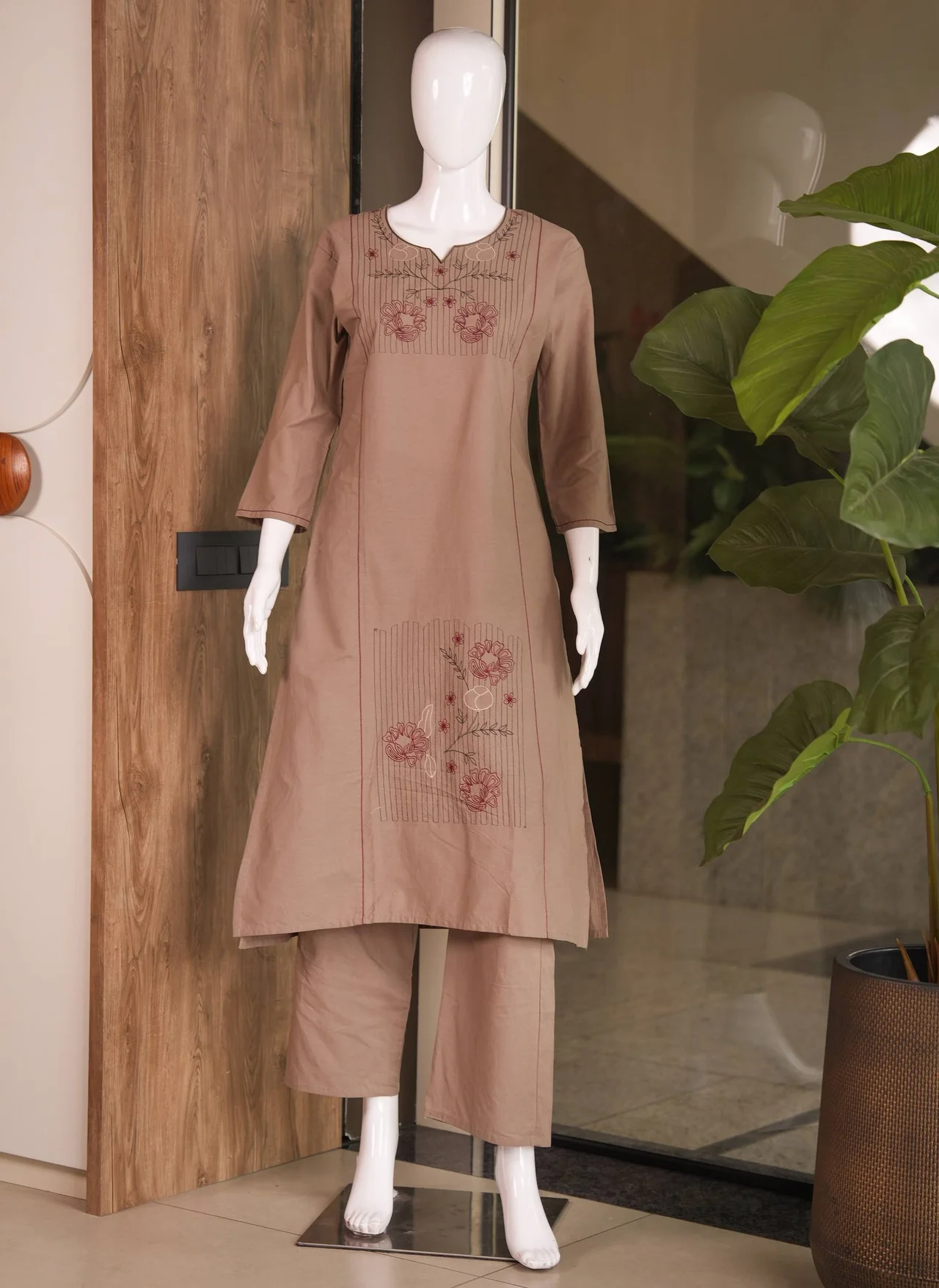 Cotton Pintuck A-Line Kurta Set with Palazzo in Mauve — photo 5 of 6
