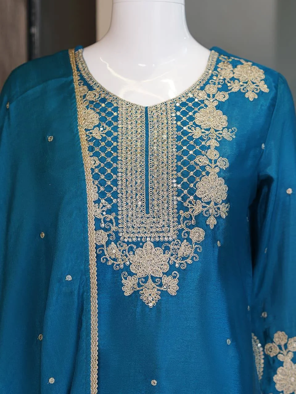 Chinon Embroidered Kurta Set with Dupatta in Peacock Blue — photo 7 of 7