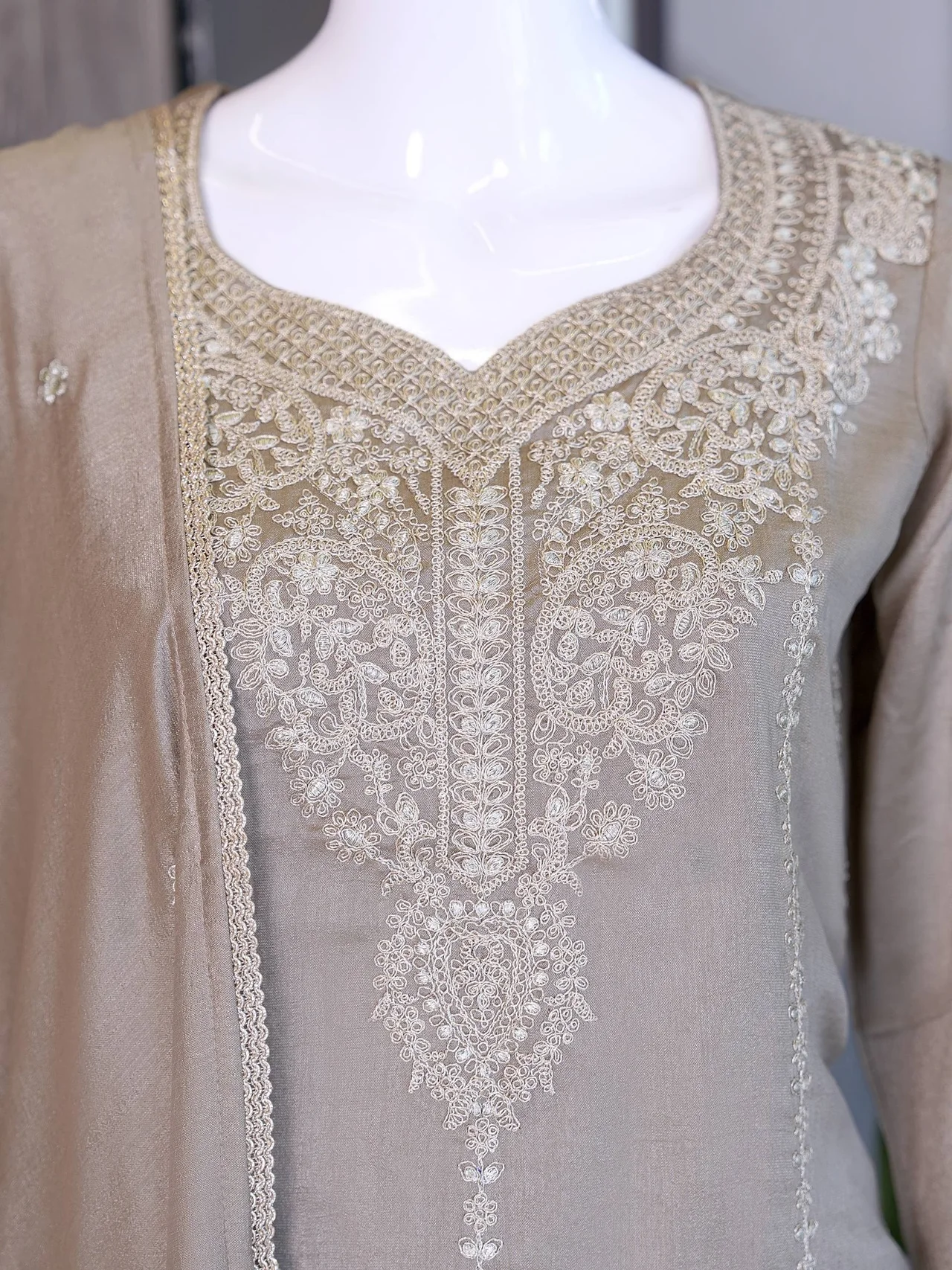 Silk V Neck Embroidered Kurta with Dupatta in Taupe — photo 5 of 6