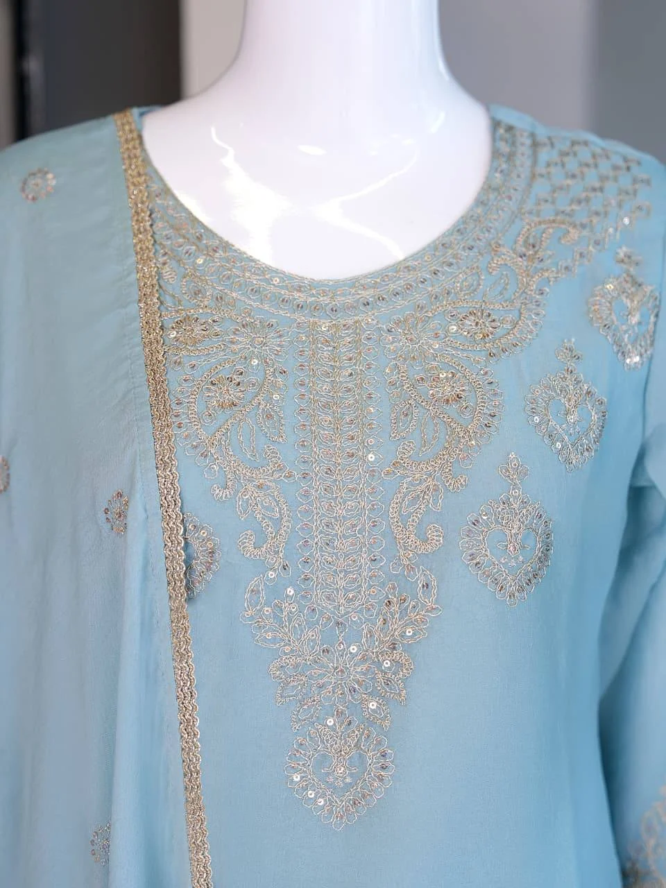 Embroidered Straight Kurta Set with Dupatta in Sky Blue — photo 6 of 7