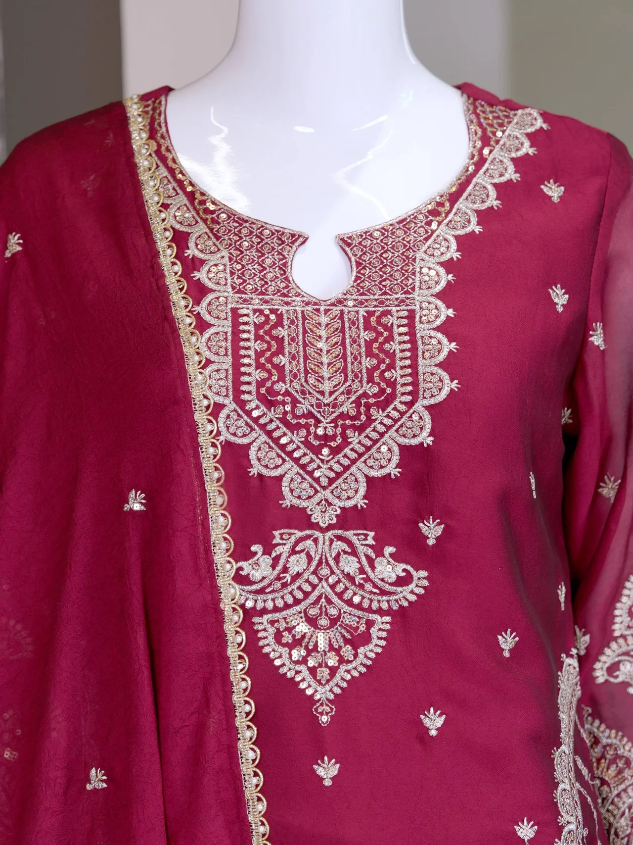 Keyhole Neck Sequin Kurta Set with Dupatta in Rani Pink — photo 4 of 6