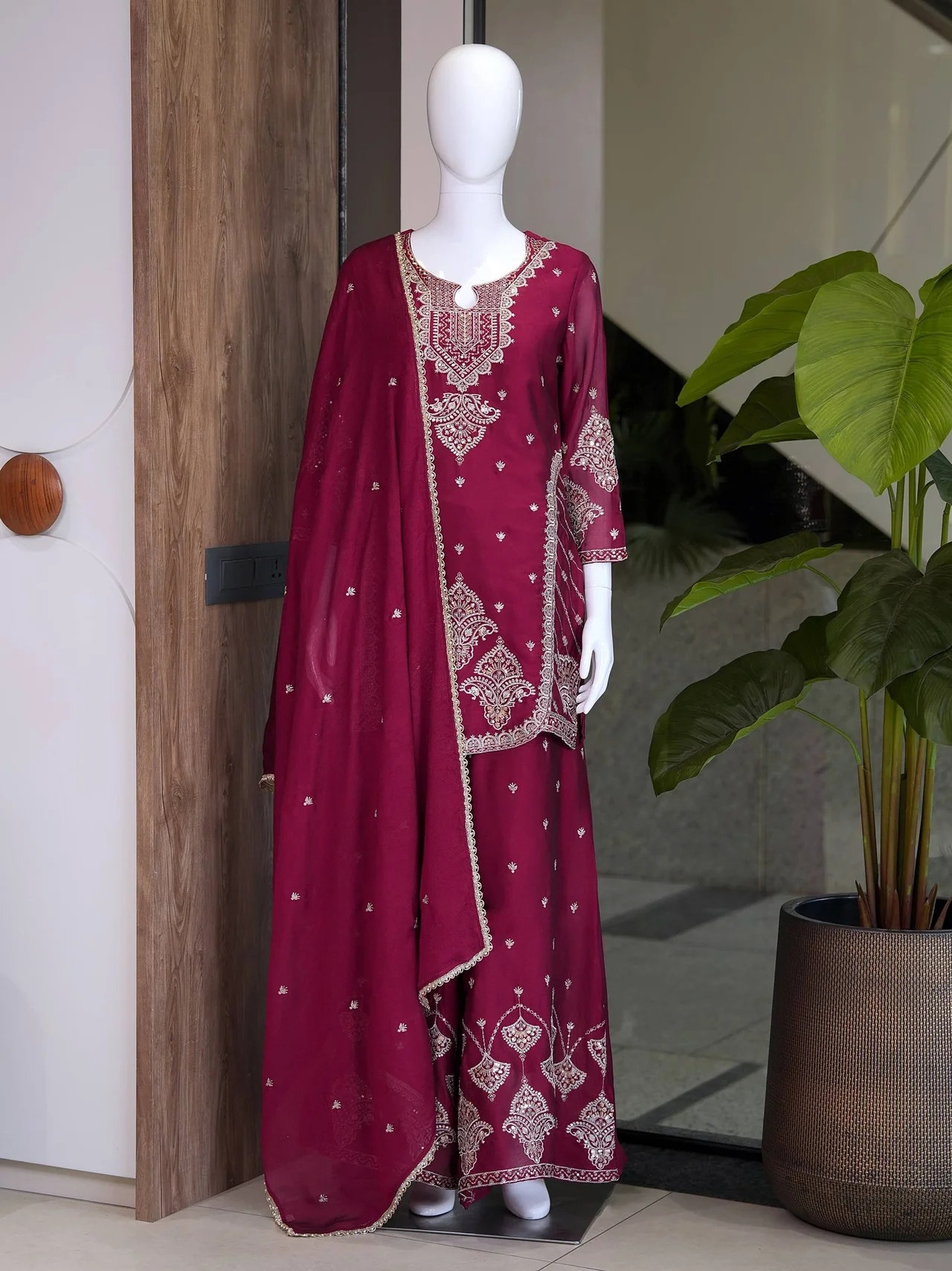 Keyhole Neck Sequin Kurta Set with Dupatta in Rani Pink — photo 5 of 6