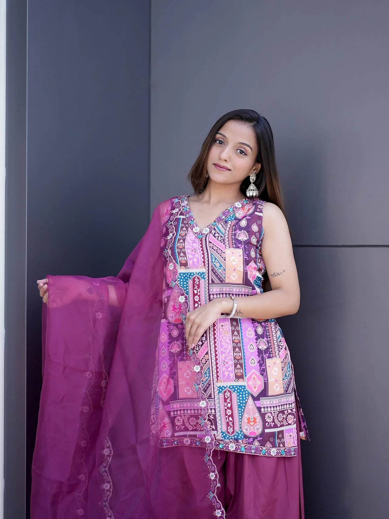 Satin Printed Sleeveless Kurta Set with Pant in Wine — photo 2 of 9