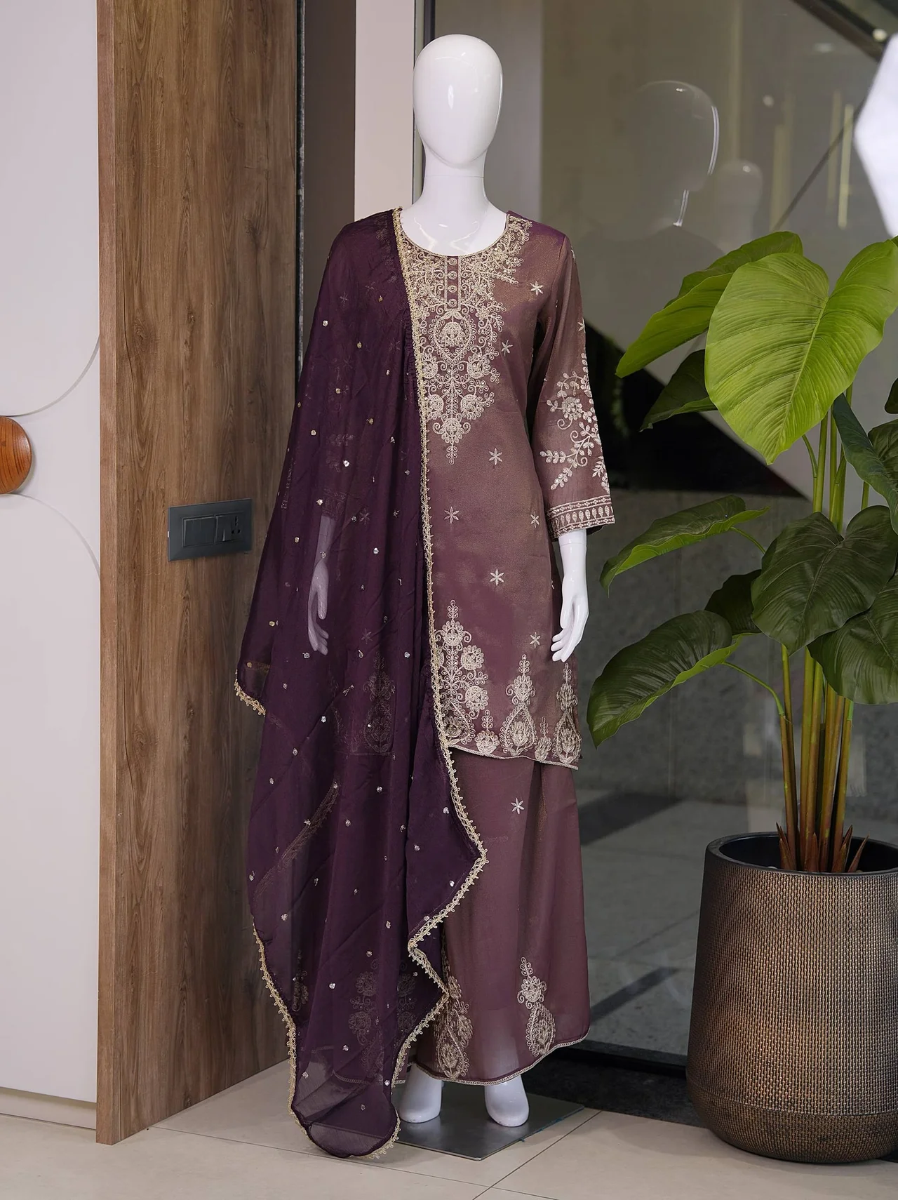 Straight Sequin Kurta Set with Dupatta in Plum — photo 6 of 7