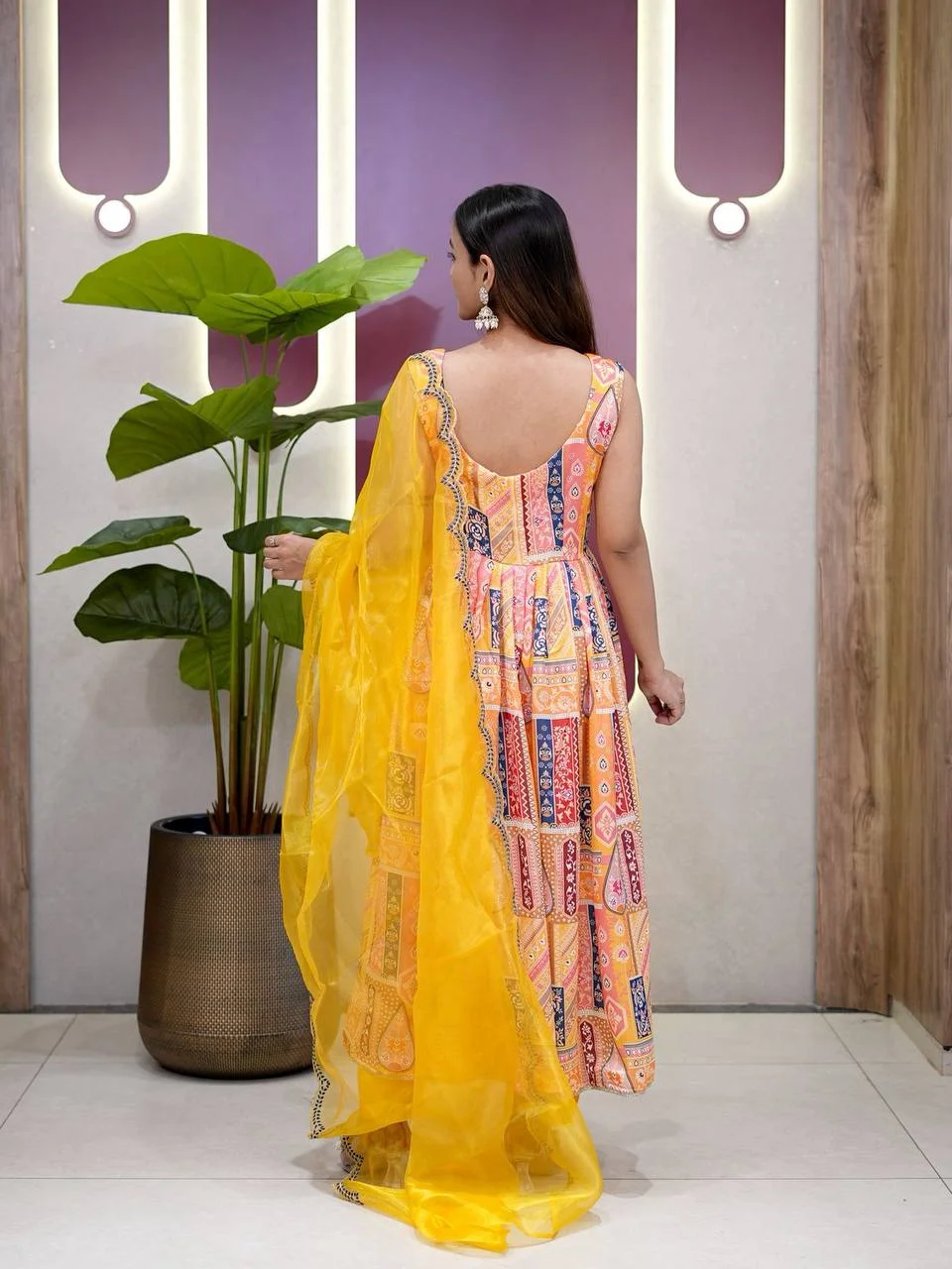 Sleeveless Anarkali Kurta Set with Dupatta in Yellow — photo 6 of 10