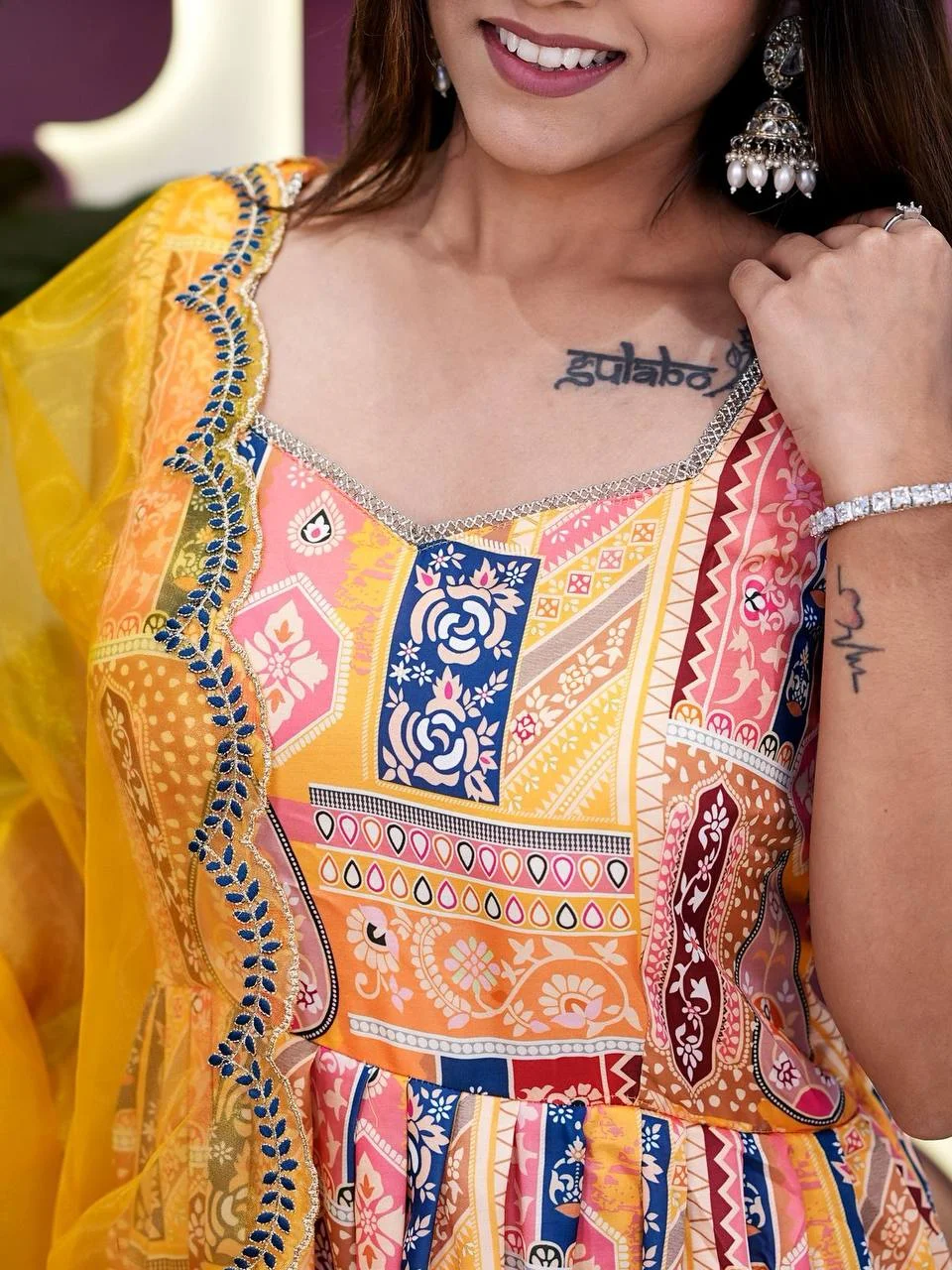 Sleeveless Anarkali Kurta Set with Dupatta in Yellow — photo 7 of 10