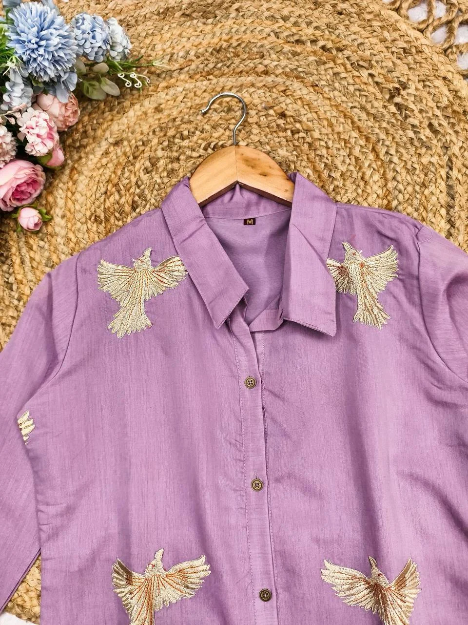 Roman Silk Bird Embroidered Kurta Set in Lilac — photo 9 of 9