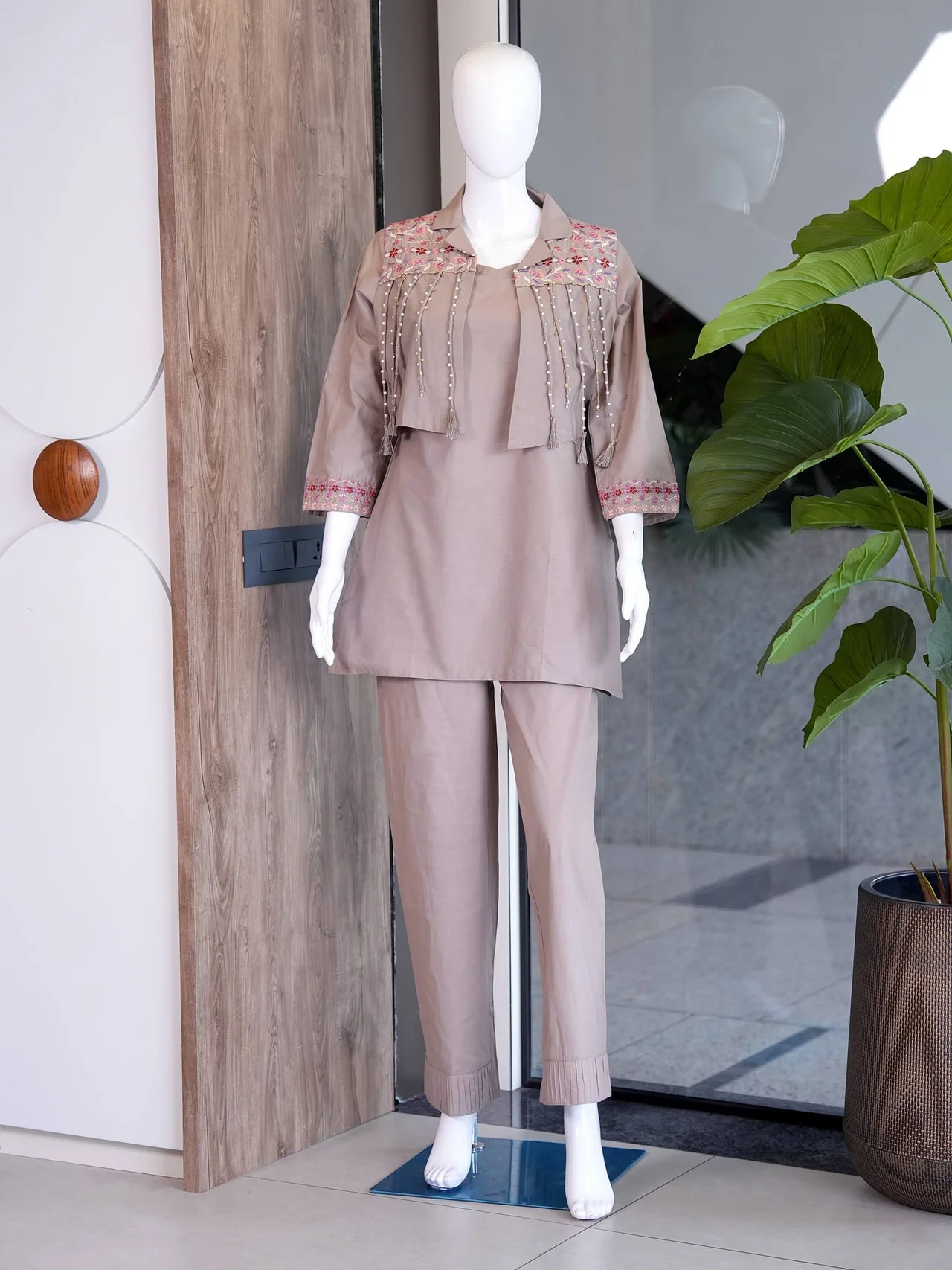 Cotton Tassel Embroidered Palazzo Co-ord Set in Mauve — photo 7 of 8
