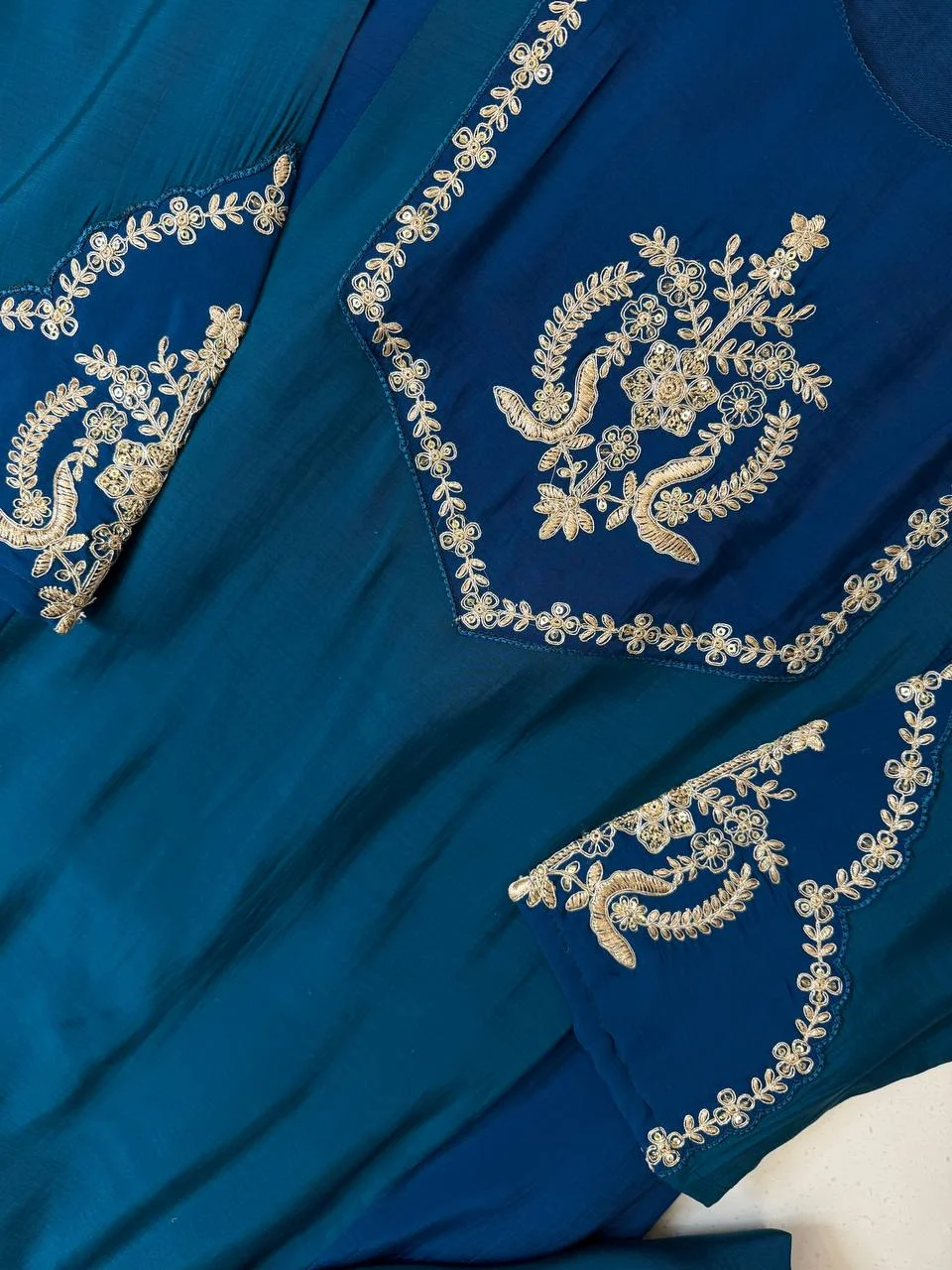 VIDALA CLOTHINGS Designer Mul Chanderi Three-Piece Suit Set for Women in Blue — photo 7 of 7