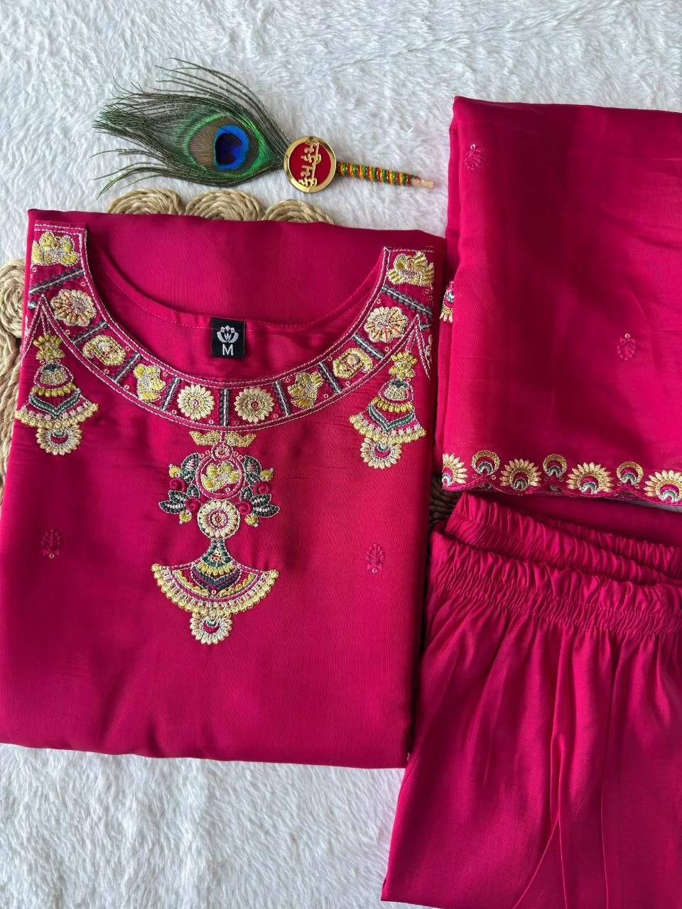 Pink Pure Mul Chanderi Embroidered Suit Set for Women — photo 7 of 7