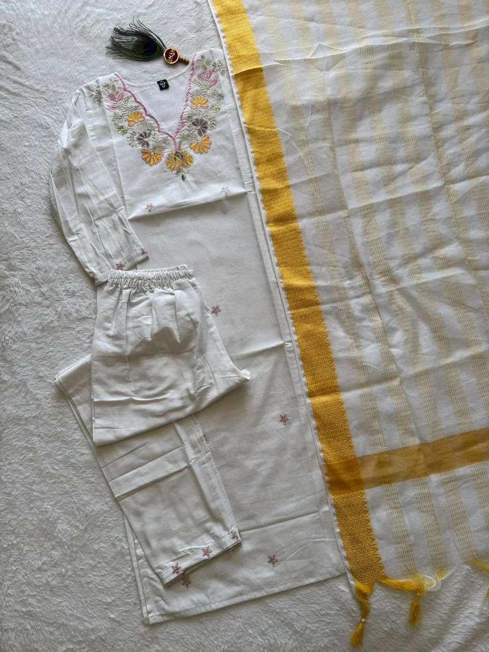 VIDALA CLOTHINGS White Pure Khadi Cotton Straight Kurti with Pant & Tassel Dupatta Set — photo 8 of 8
