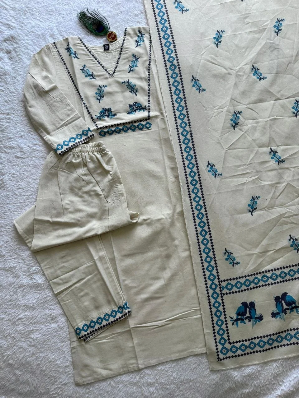 VIDALA CLOTHINGS Cream Pure Khadi Cotton Straight Kurti with Pant & Digitally Printed Dupatta Set — photo 8 of 8