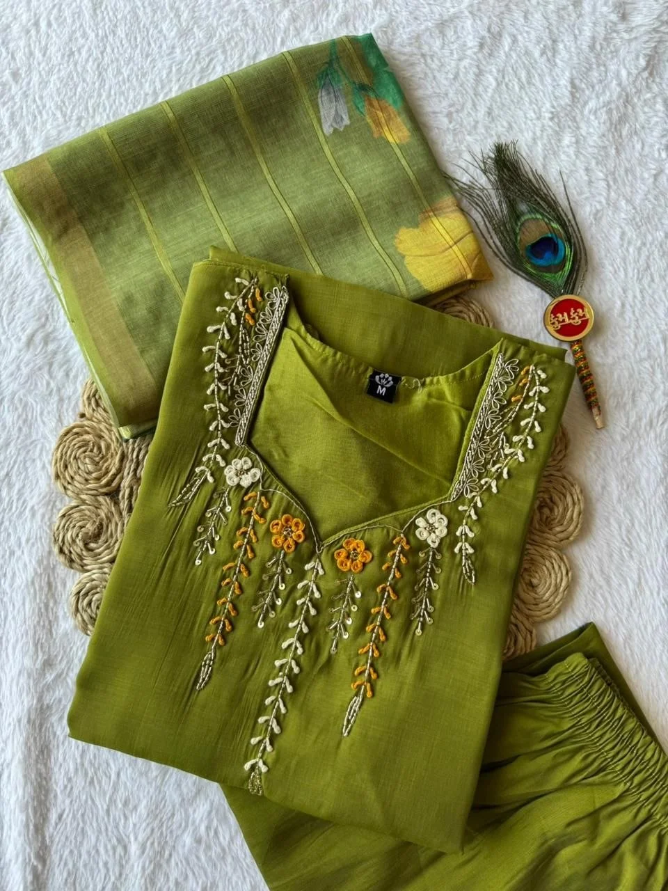 VIDALA CLOTHINGS Parrot Green Mul Chanderi Straight Kurti with Roman Silk Pant & Chanderi Linen Jacquard Dupatta Set — photo 6 of 7