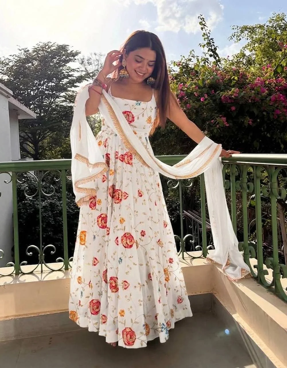 VIDALA CLOTHINGS Heavy Vichitra Silk Readymade Sleeveless Anarkali Gown with Pant & Dupatta Set in White — photo 2 of 8