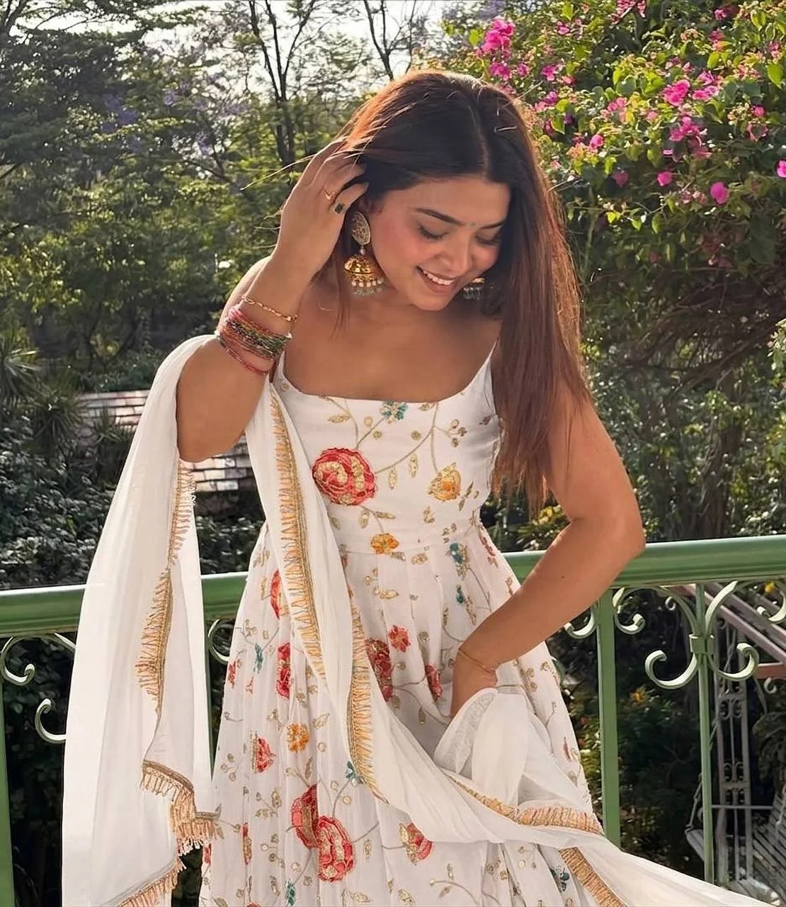 VIDALA CLOTHINGS Heavy Vichitra Silk Readymade Sleeveless Anarkali Gown with Pant & Dupatta Set in White — photo 8 of 8