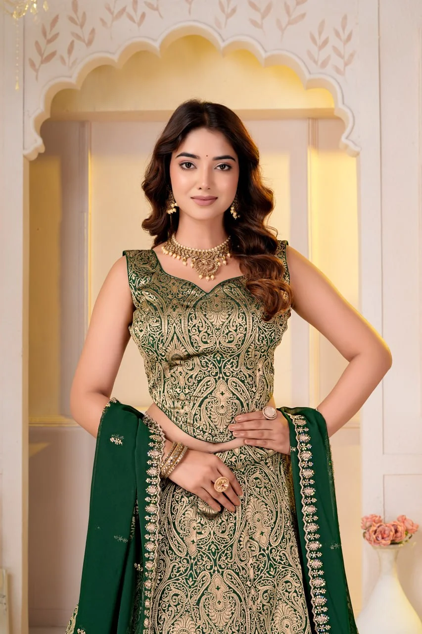 VIDALA CLOTHINGS Brocade Silk Woven Jacquard Lehenga Choli Set with Unstitched Blouse Piece & Georgette Dupatta in Green — photo 7 of 9