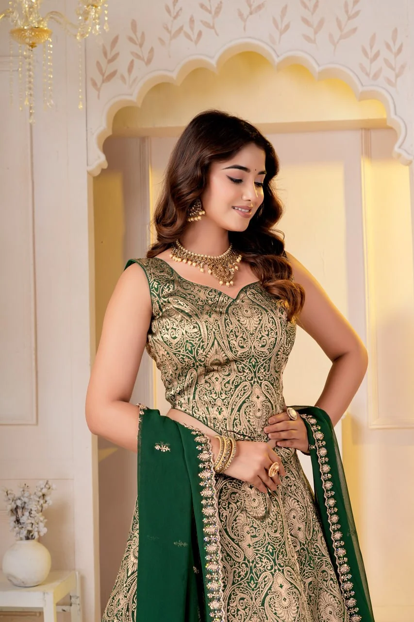 VIDALA CLOTHINGS Brocade Silk Woven Jacquard Lehenga Choli Set with Unstitched Blouse Piece & Georgette Dupatta in Green — photo 8 of 9